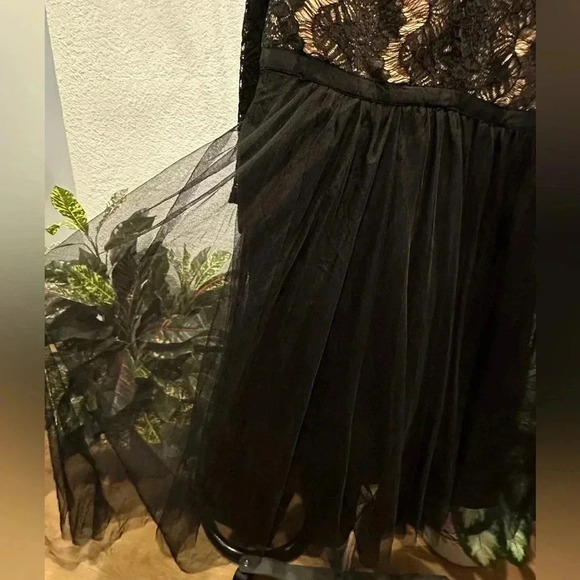 City Chic Rare Beauty black dress size XL/22 - Picture 10 of 11